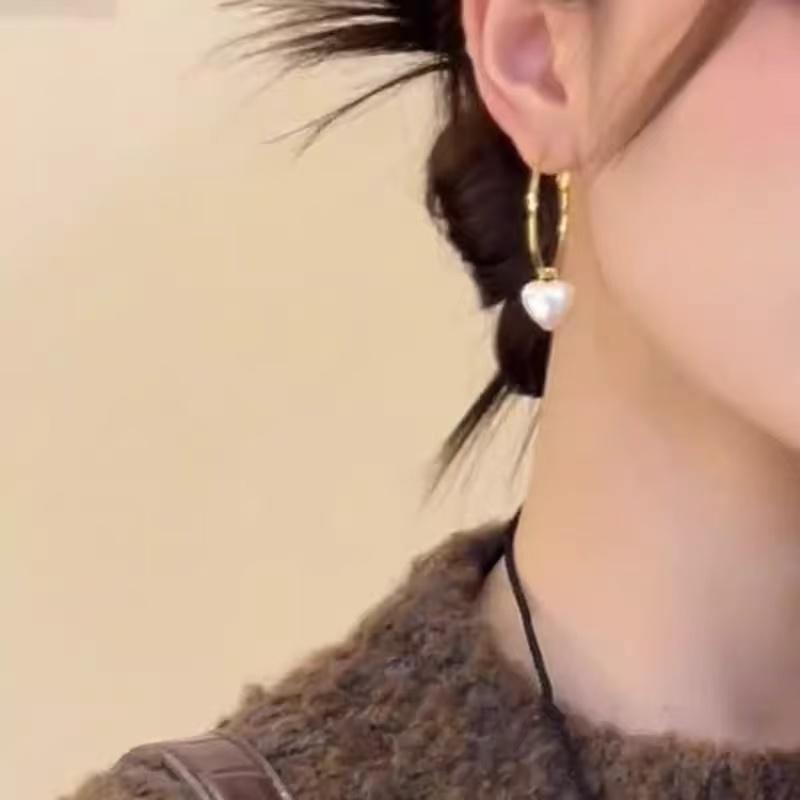 Heart Two-Way Wear Circle Gentle Earrings