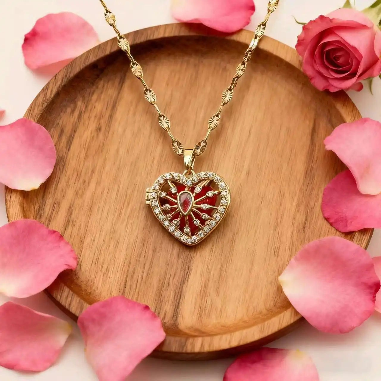 Hot Retro Love Twist Chain Pendant Necklace