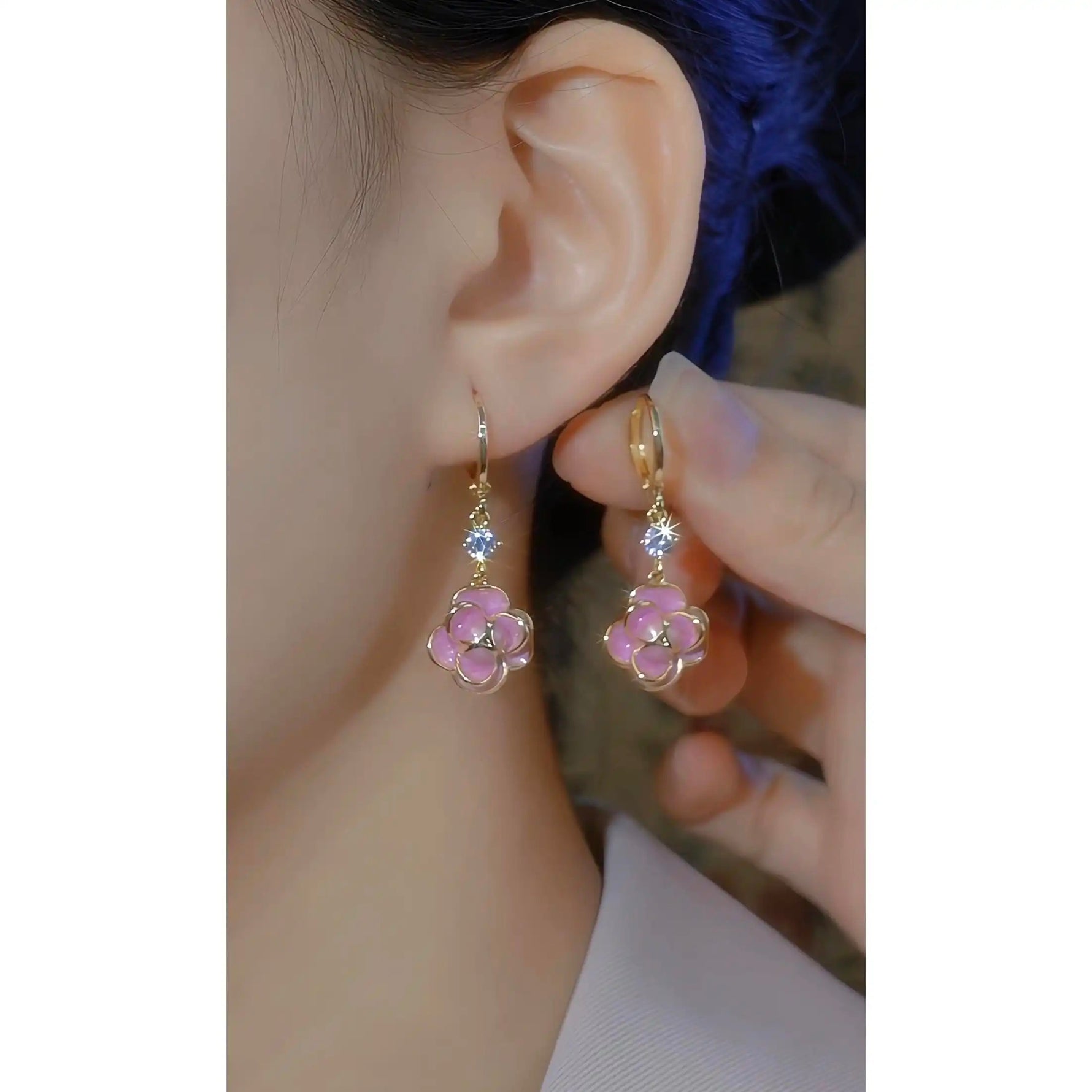 Japan Korea Oil-Dripping Camellia Tassel Ear Cuffs