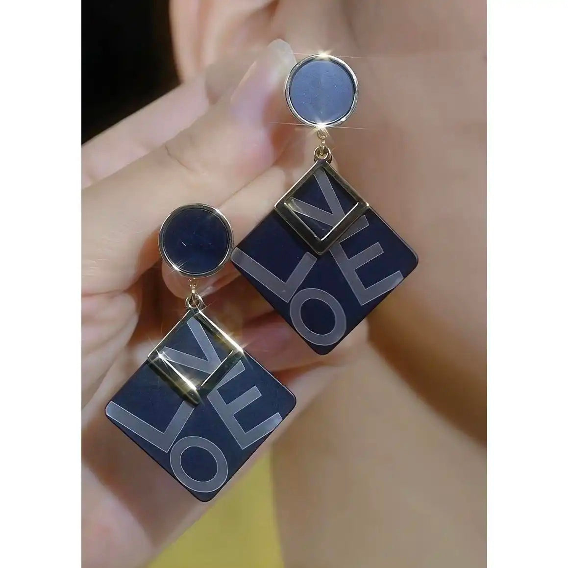 Korean Black English Rhombus Resin Drop Earrings