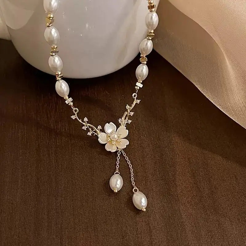 Korean Flower Short Necklace