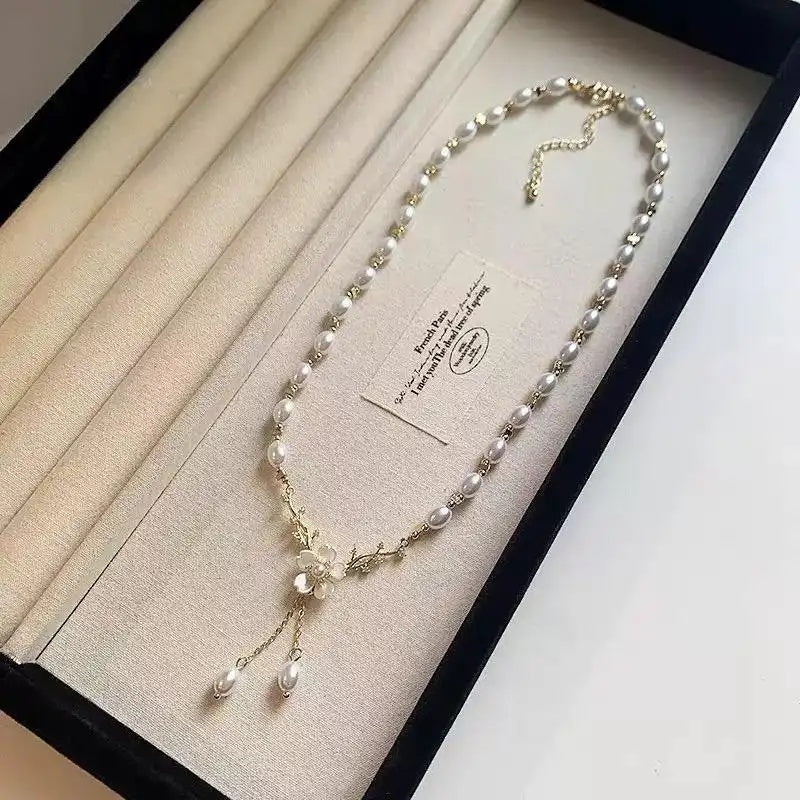 Korean Flower Short Necklace
