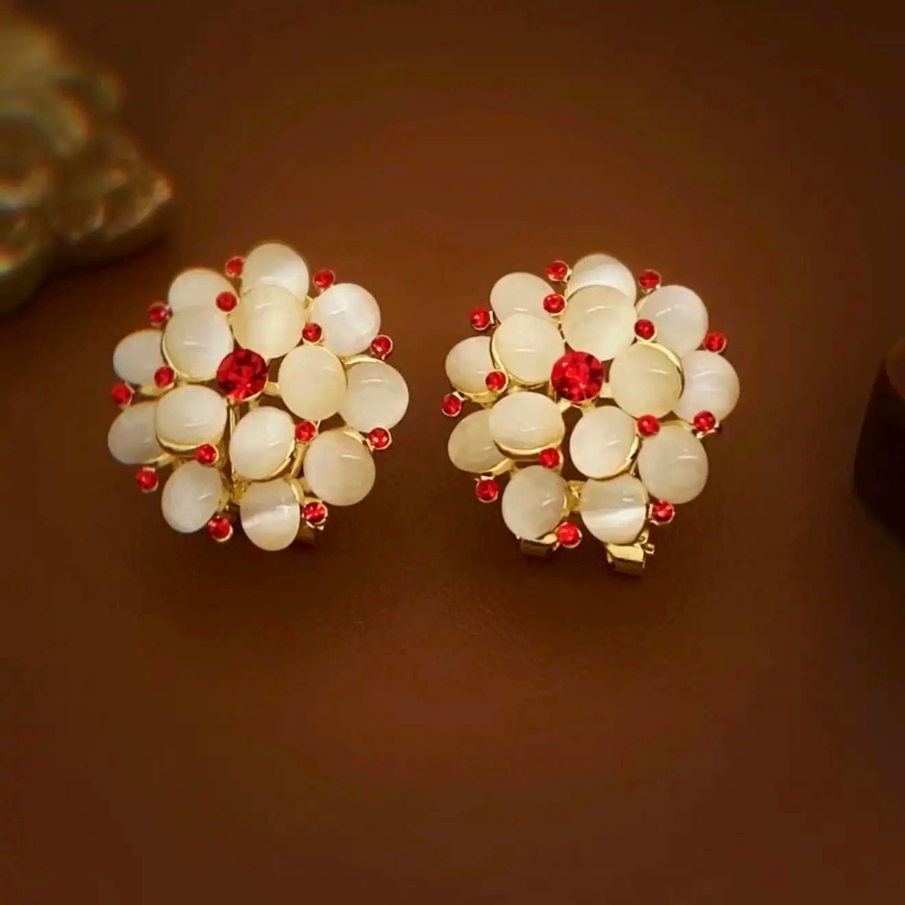 Lightweight Daily Hoop Earrings