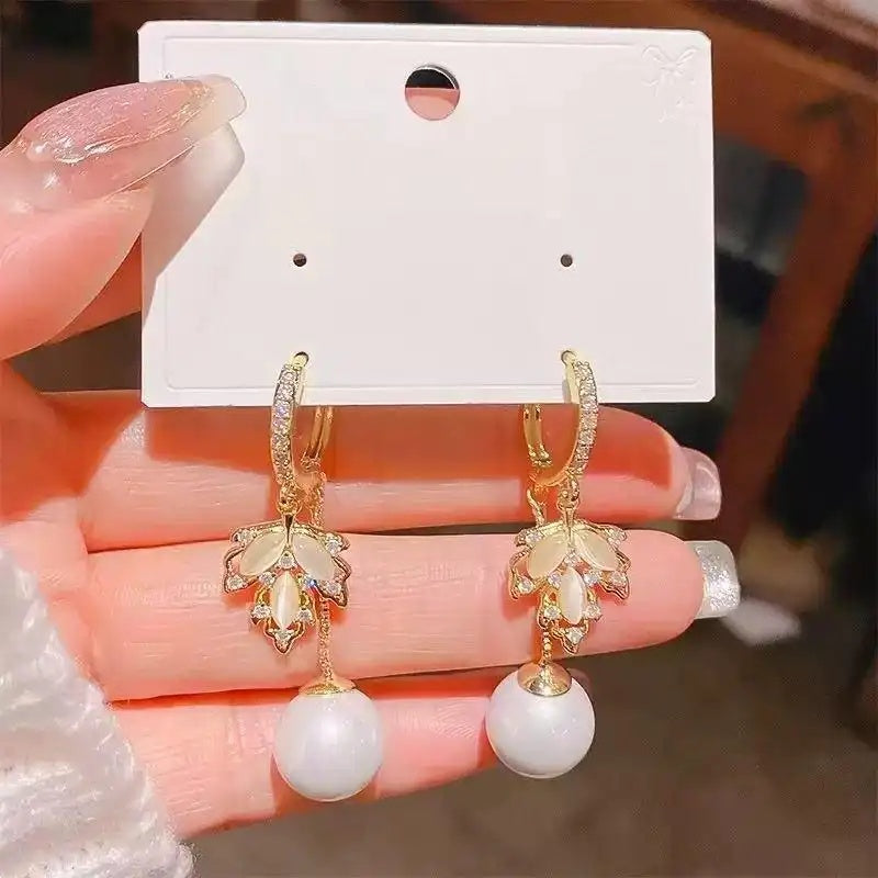 Lightweight Layered Cat Eye Maple Earrings
