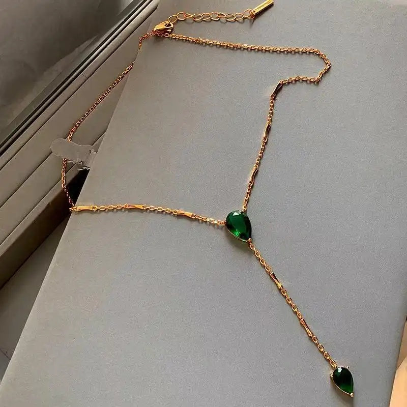 Long Emerald Fire Sparkle Gemstone Pendant Necklace