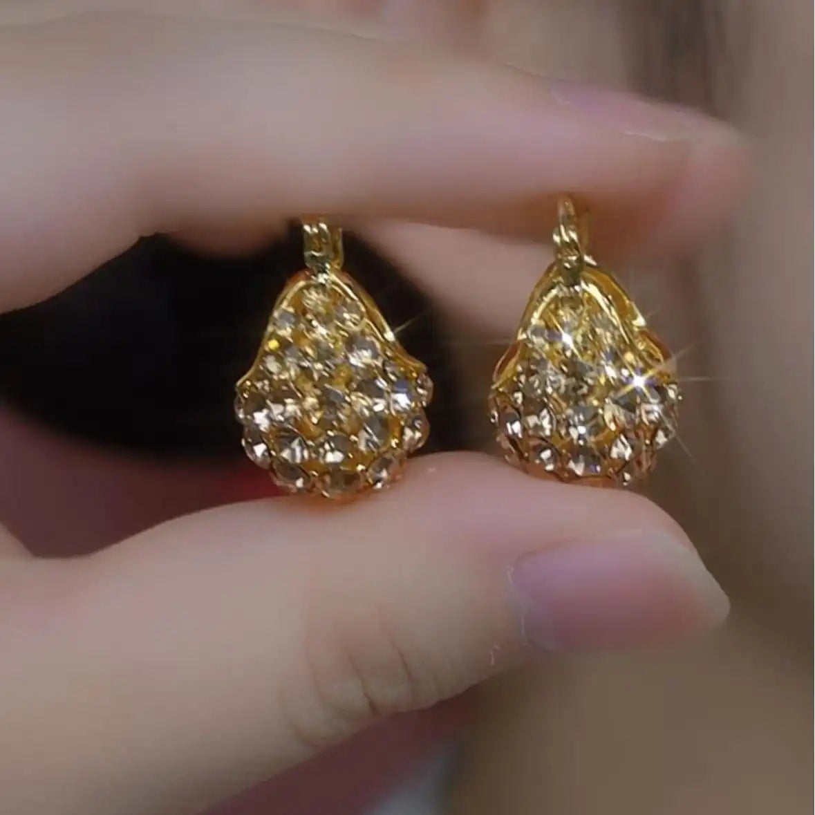 Maillard Floral Basket Earrings