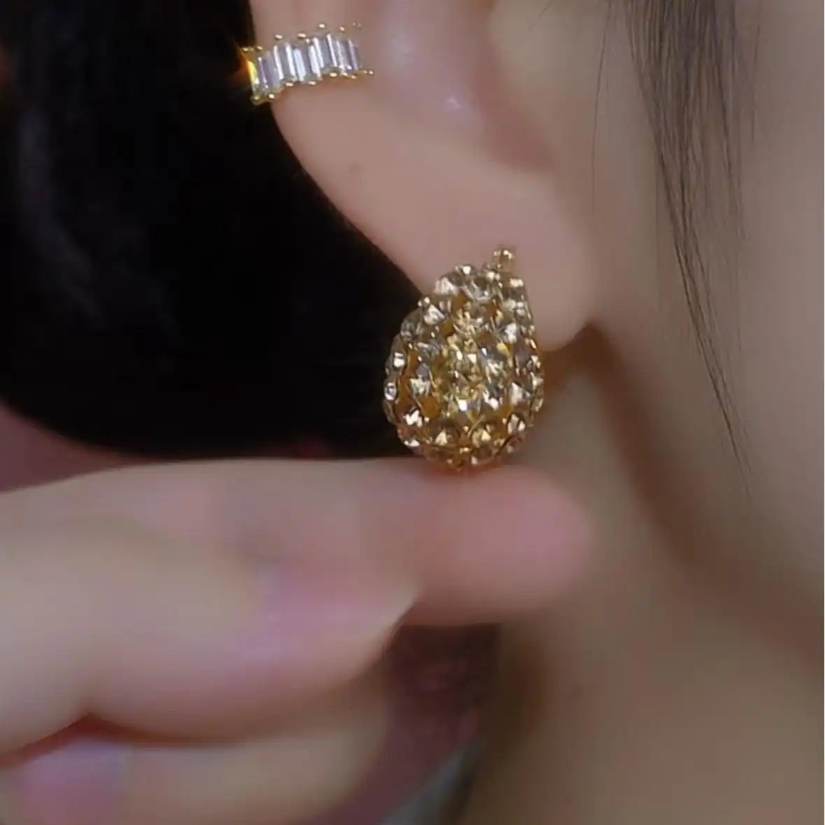 Maillard Floral Basket Earrings