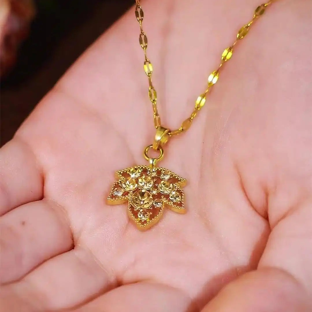 Maple Leaf Necklace