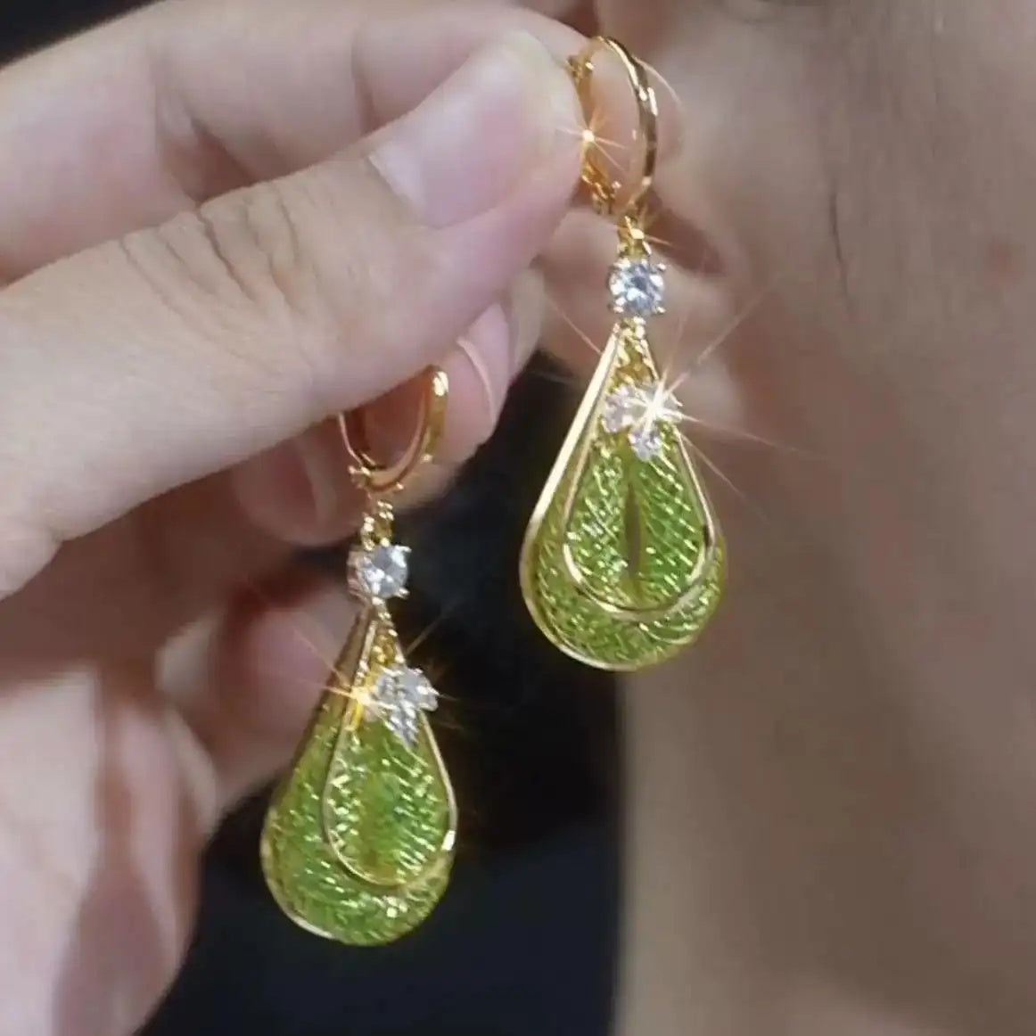 Mesh Crystal Earrings