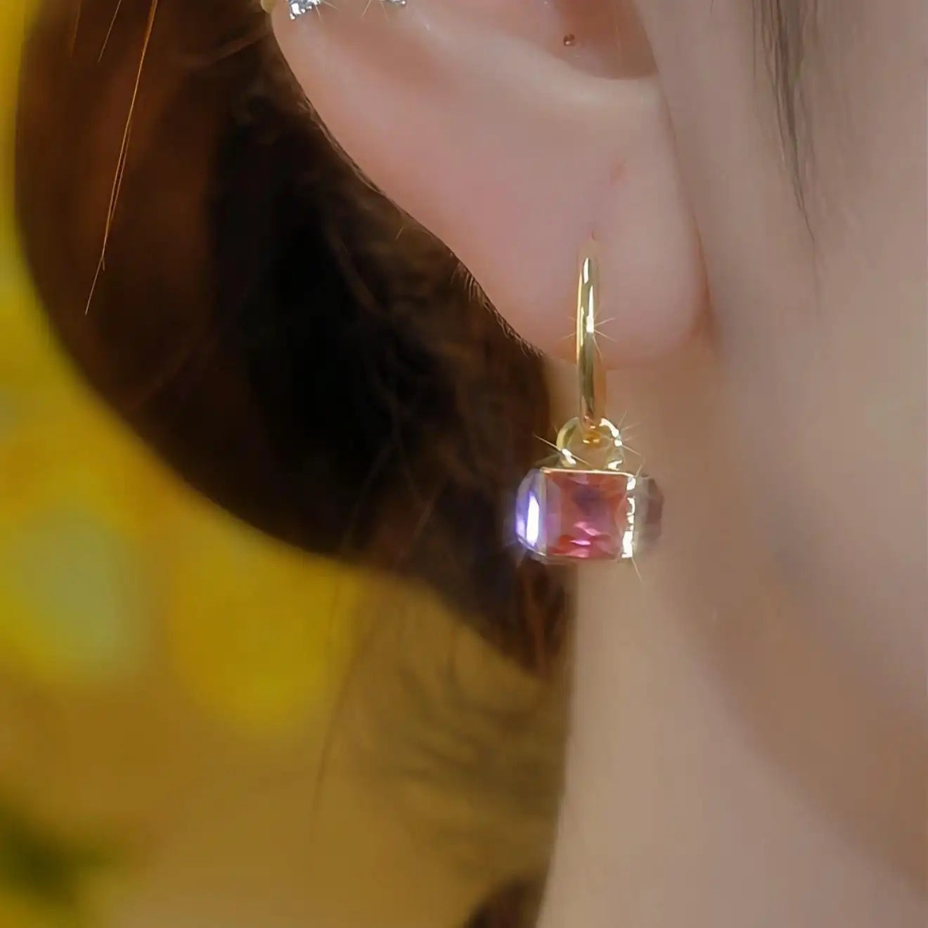 Minimalist Four-Claw Buckle Colorful Square Earrings
