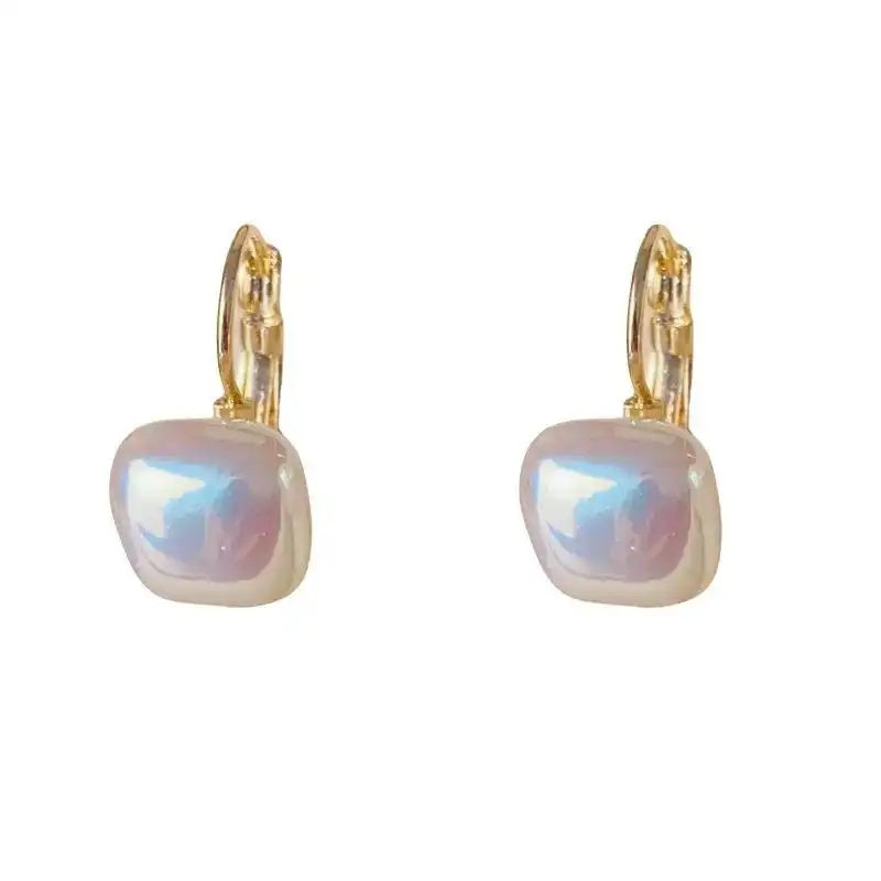 Minimalist Gentle Square Pearl Earrings