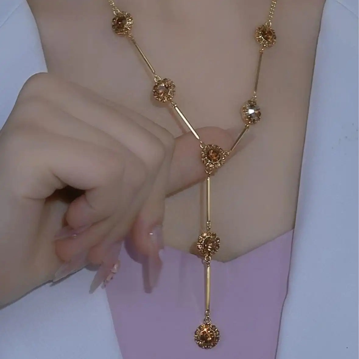 Minimalist Gold Necklace