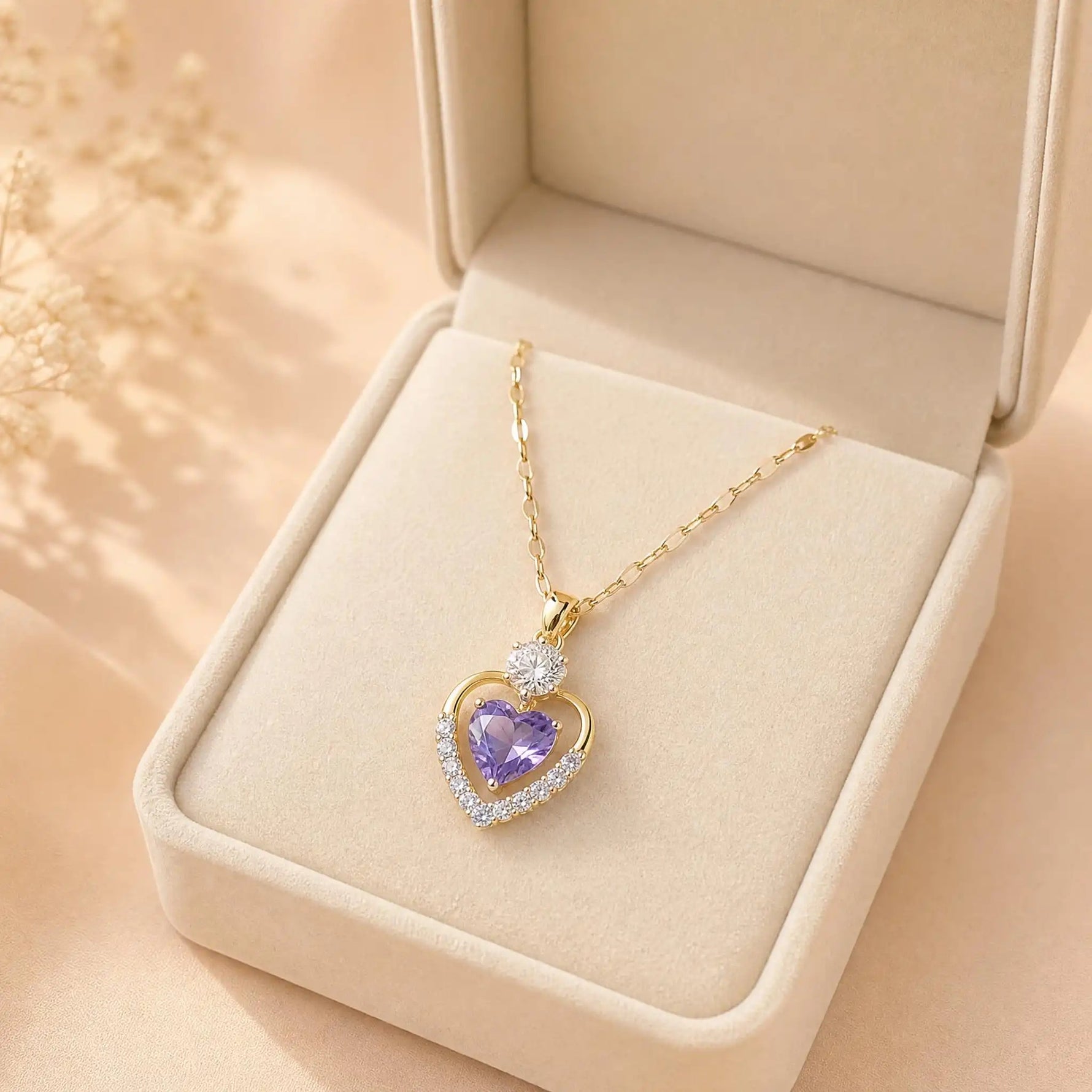 Minimalist Heart Pendant Necklace