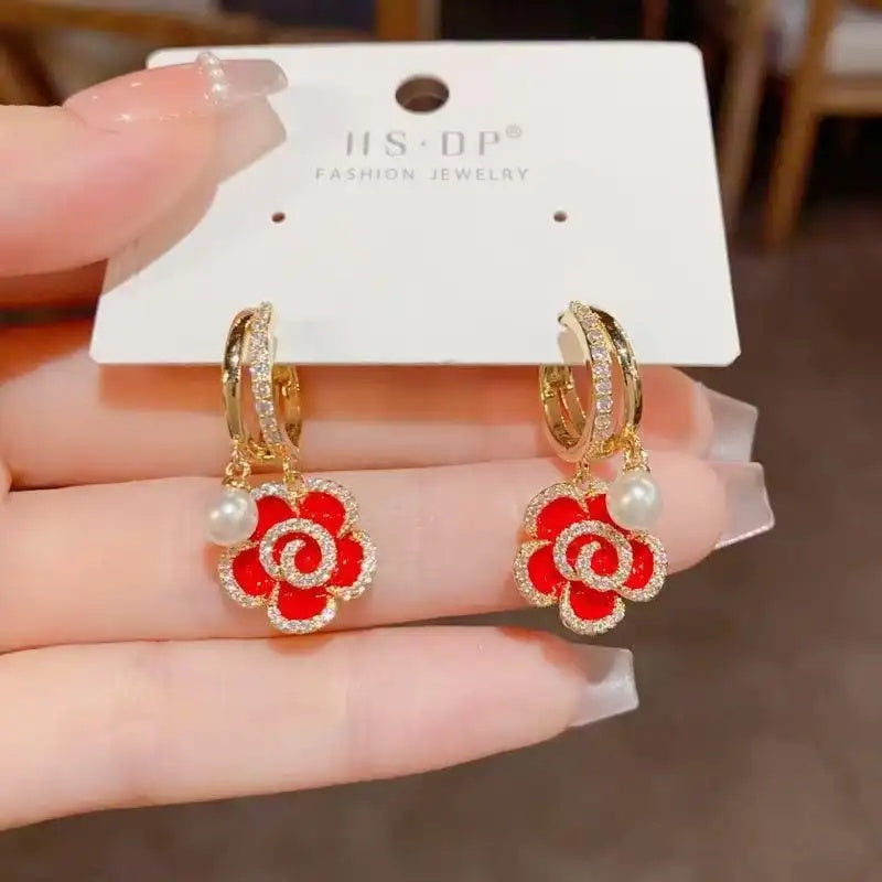 Minimalist Sense Small Fragrance Red Earrings