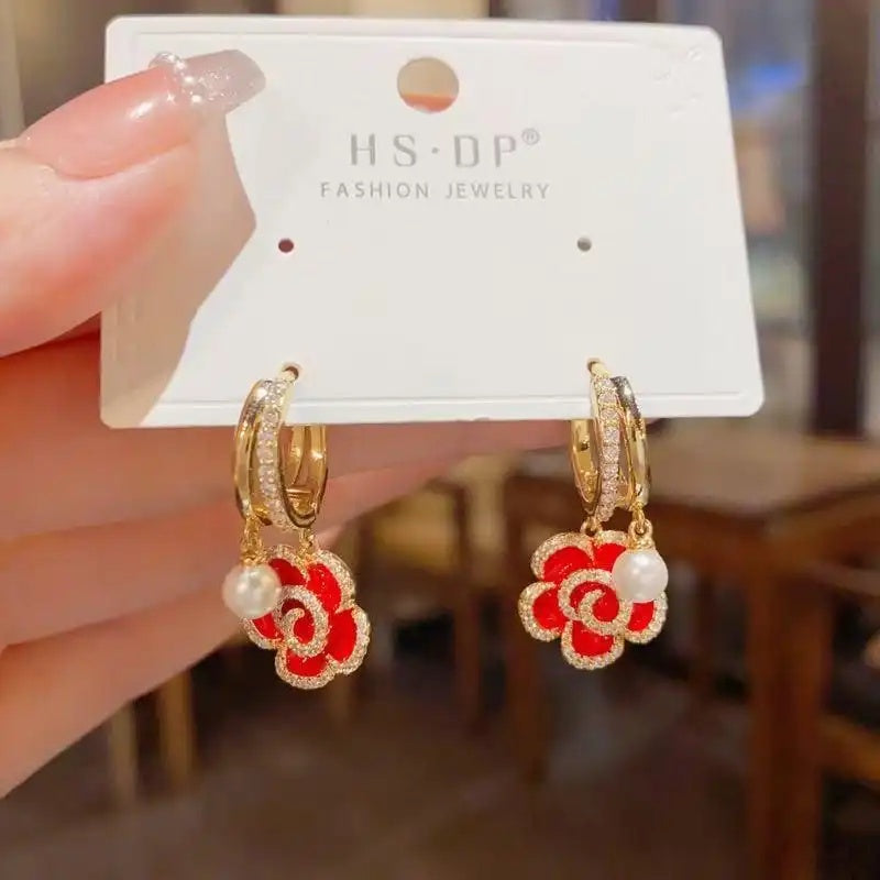 Minimalist Sense Small Fragrance Red Earrings