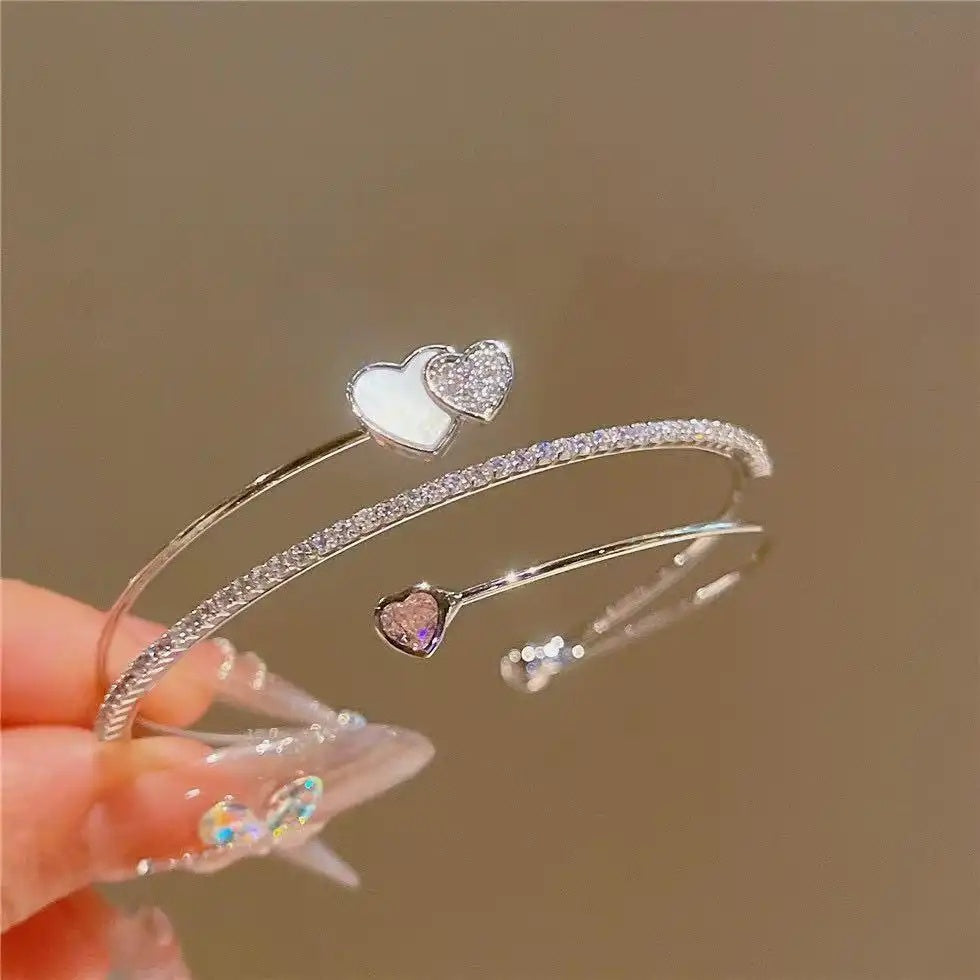Natural Mother of Pearl Heart-Shaped Bracelet