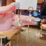 Needle Asymmetric Cat Eye Flower Drop Earrings
