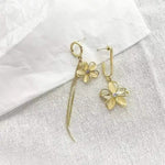 Needle Asymmetric Cat Eye Flower Drop Earrings