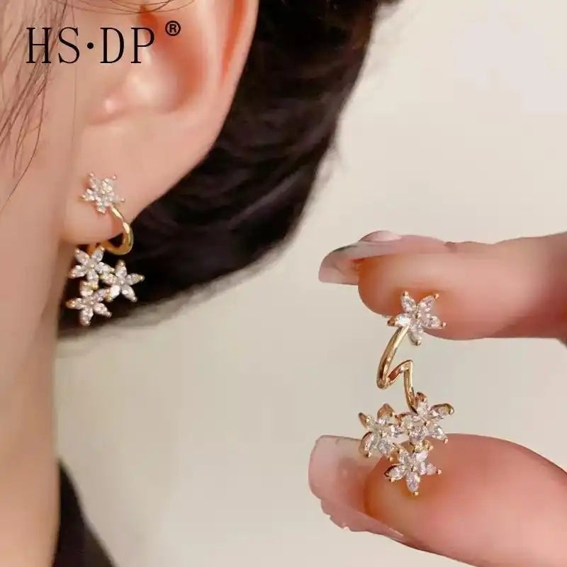 Needle Crystal Flower Earrings