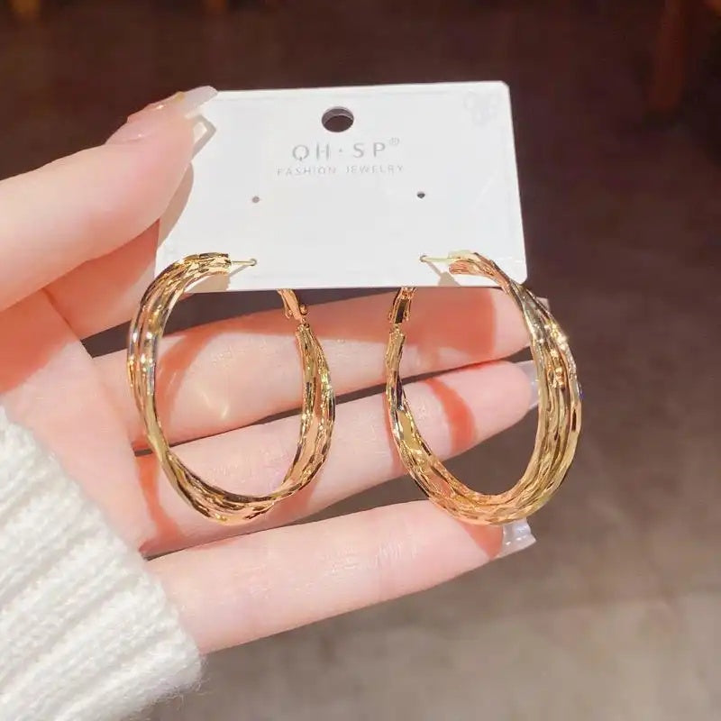 Needle Metal Twisted Hoop Earrings