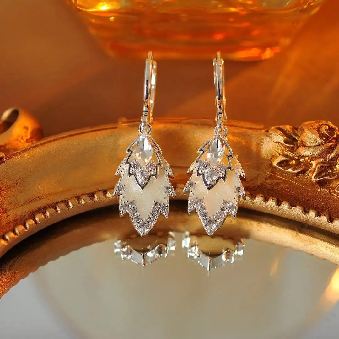 Oil Painting Crystal Leaf Face-Flattering Earrings