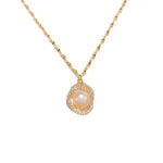 Ornament Bud Bead Jade Green Necklace