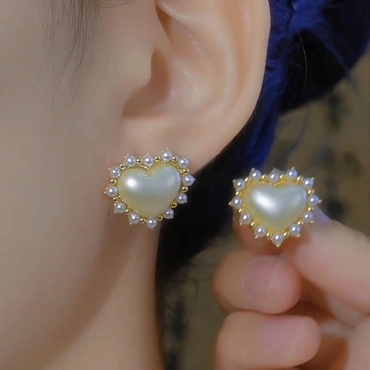 Pearl 3d Heart Hoop Earrings