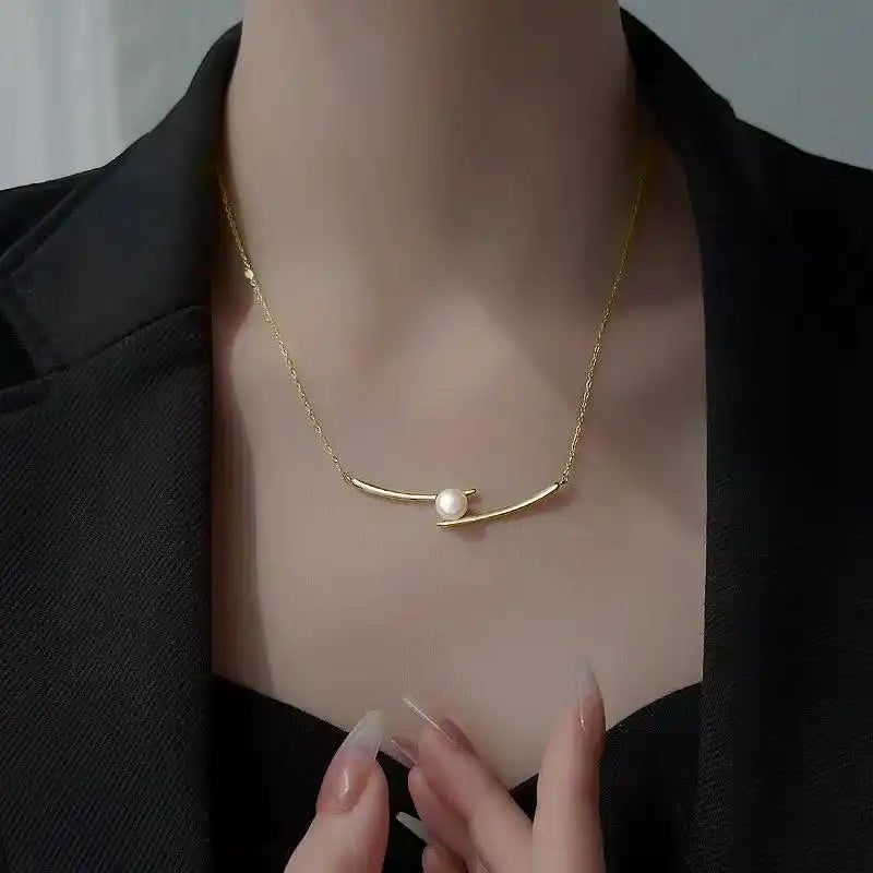 Pearl Bar Pendant Necklace