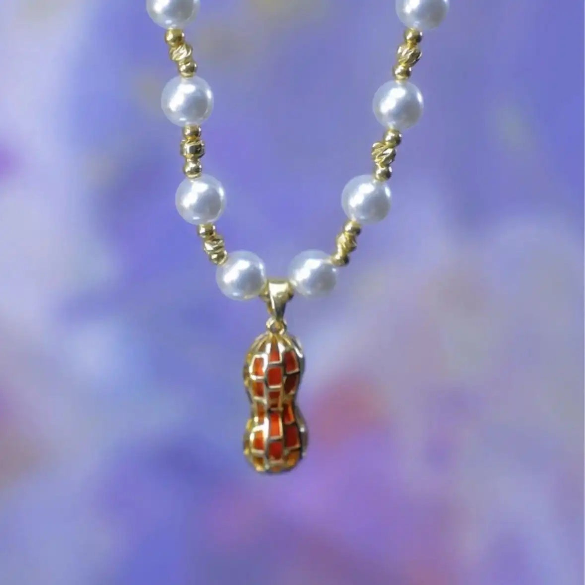 Pearl Gourd Pendant Necklace