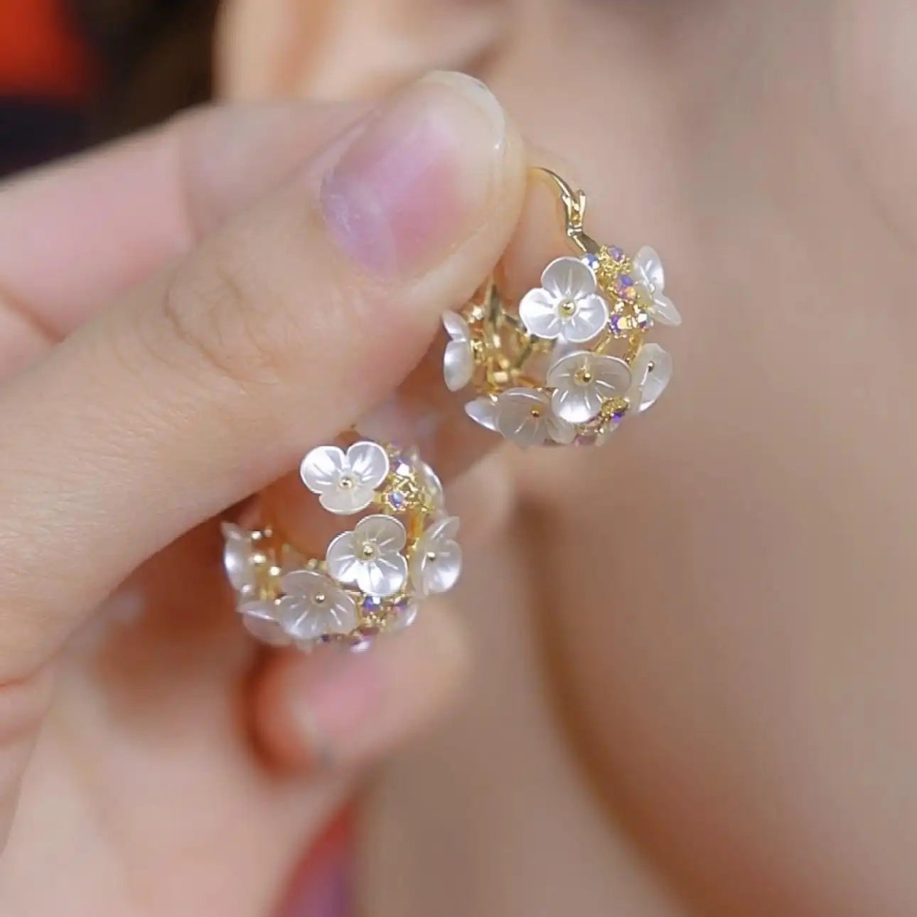 Pearl Shell Flower Earrings
