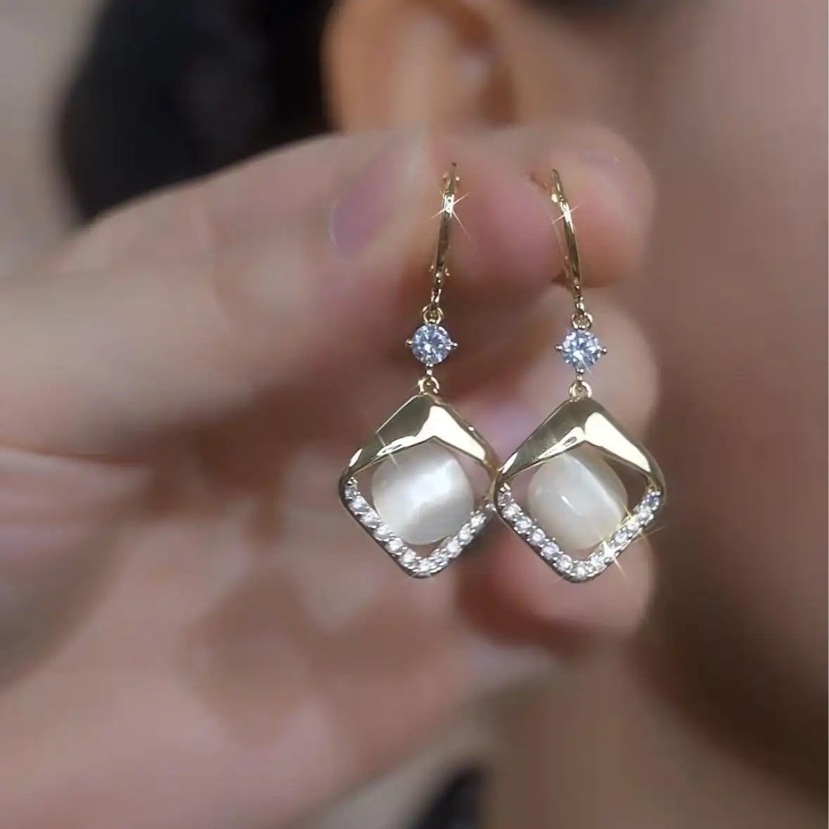 Retro Chinese Square Hoop Earrings