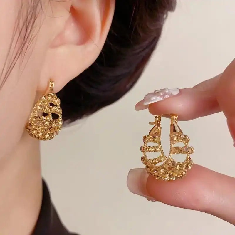 Retro Crystal Hollow Geometric Ear Cuffs