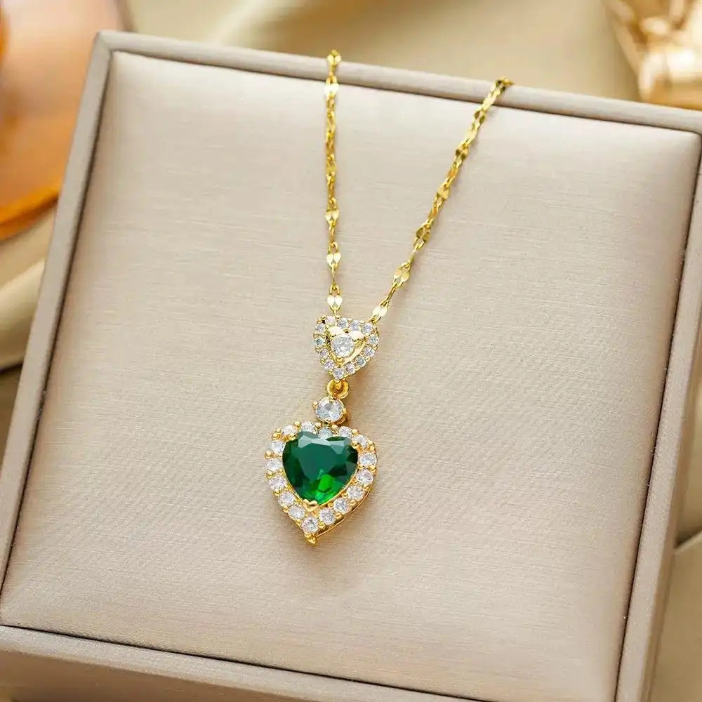 Retro Heart Shape Necklace