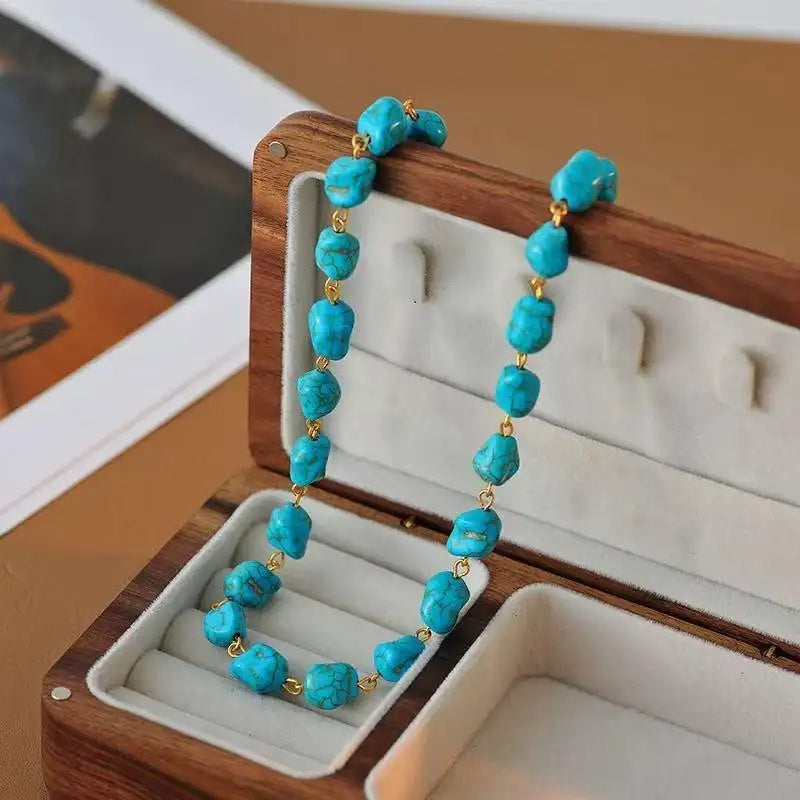 Retro Irregular Pattern Stone and Necklace