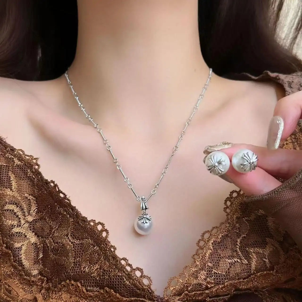 Retro Minimalist Bar Chain Necklace