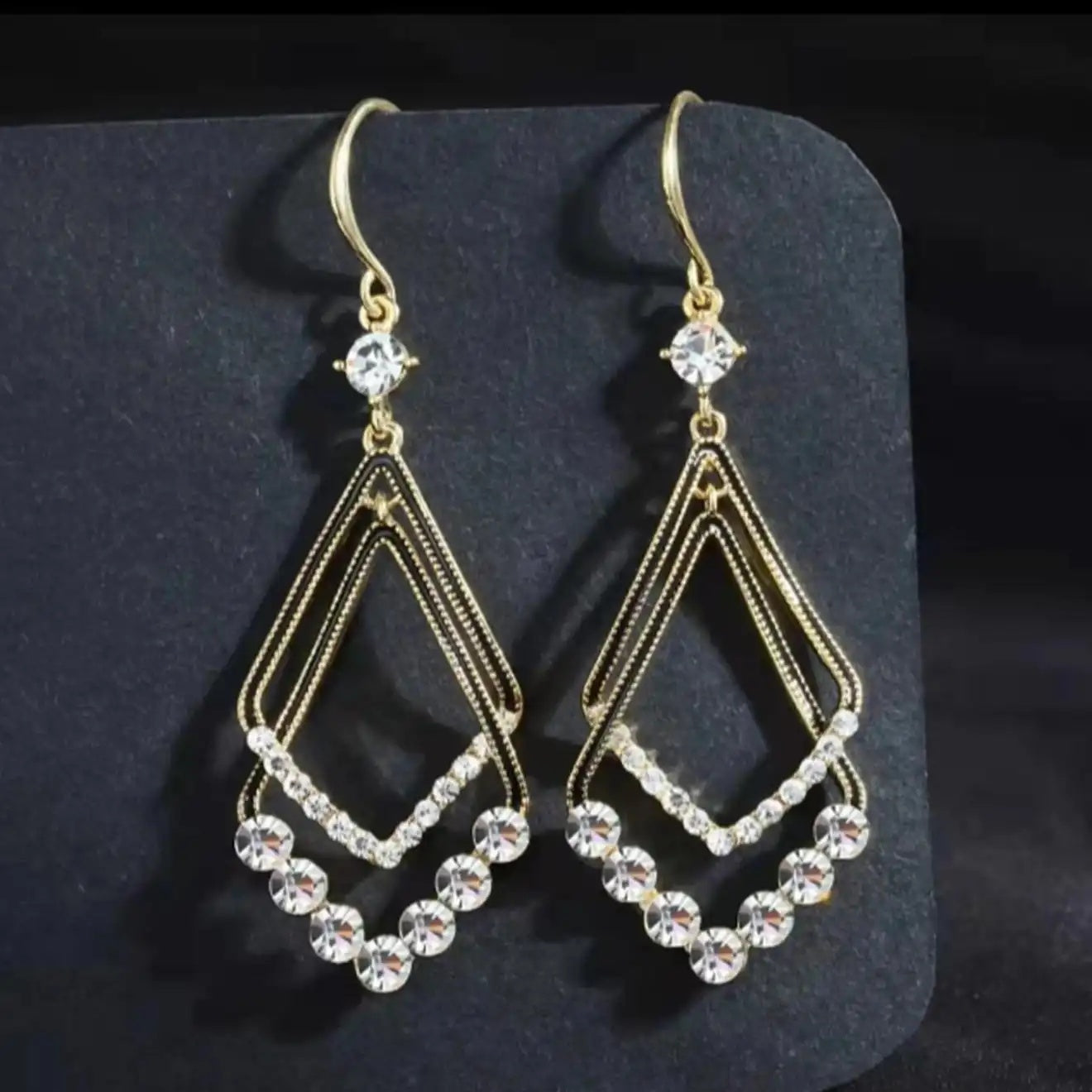 Rhombus Black Geometric Earrings