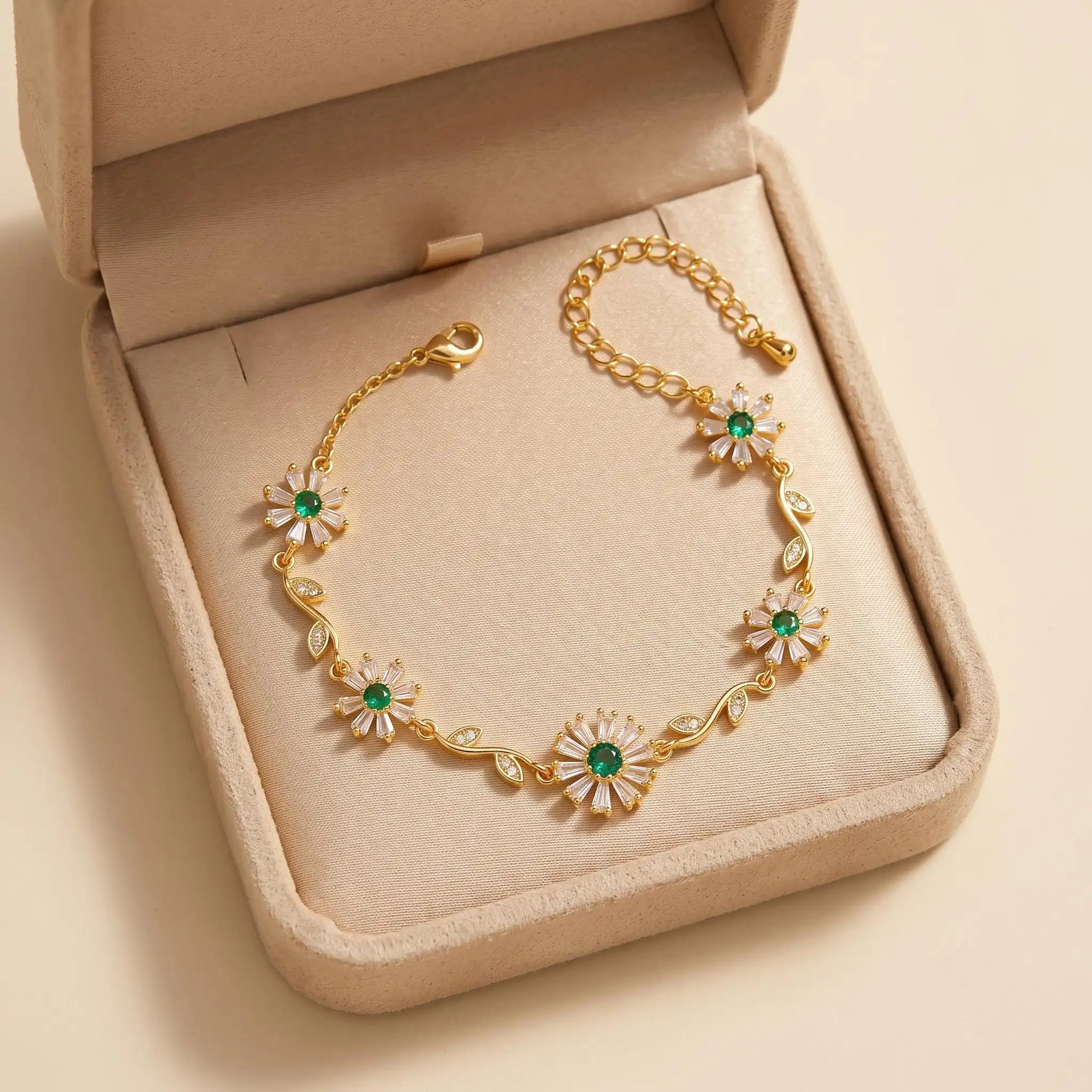 Romantic Green Crystal Flower Chain Bracelet