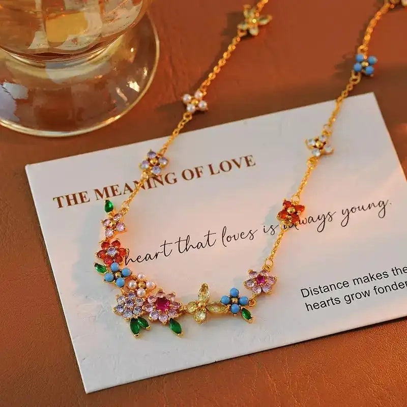 Romantic Pastoral Color Diamond Flower Necklace