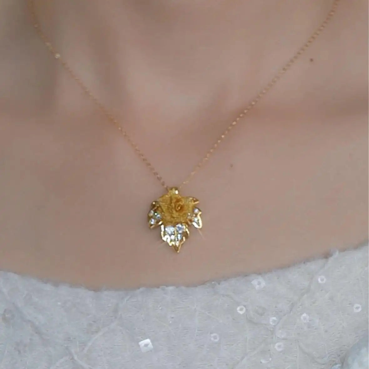 Rose and Maple Leaf Pendant Necklace