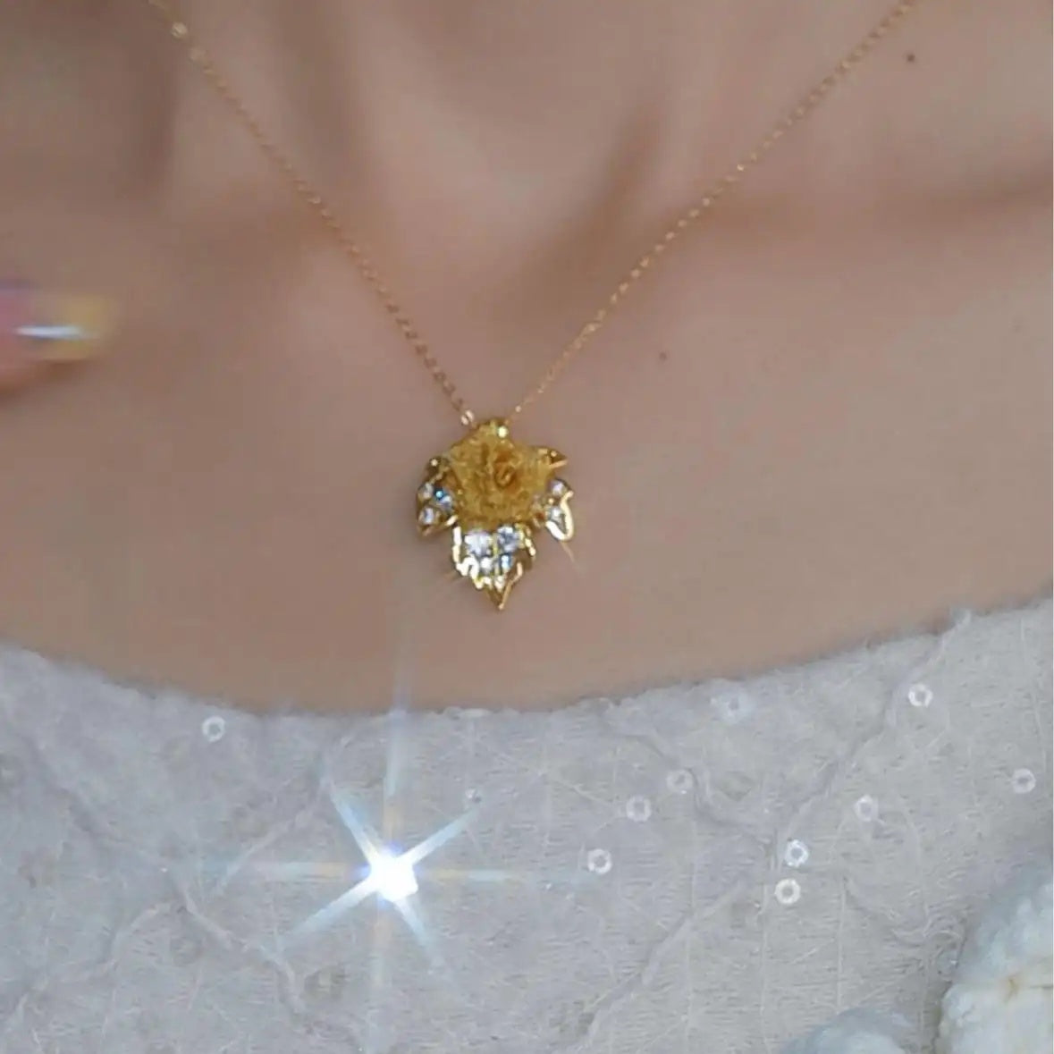 Rose and Maple Leaf Pendant Necklace