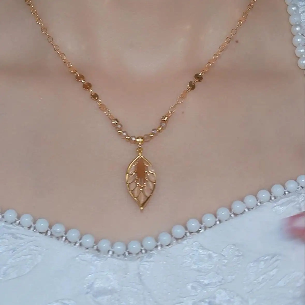 Rose Gold Leaf Pendant Necklace