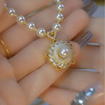 Rotating Lucky Flower Necklace