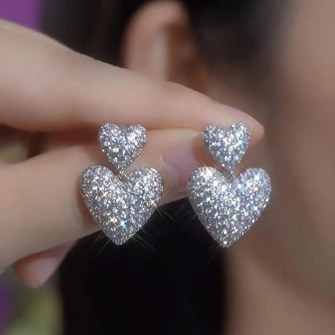 Short Water Heart Gentle Random Stud Earrings