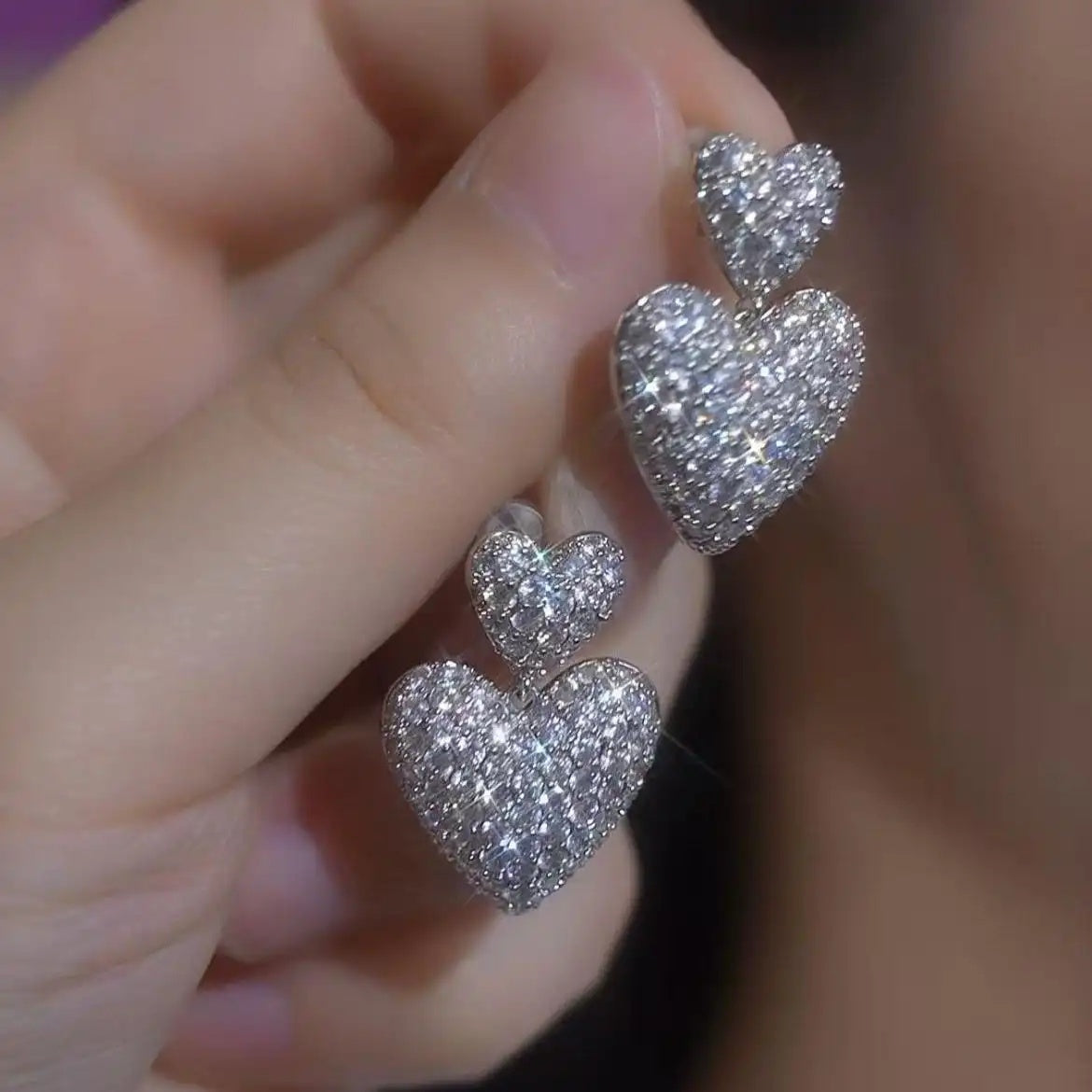 Short Water Heart Gentle Random Stud Earrings