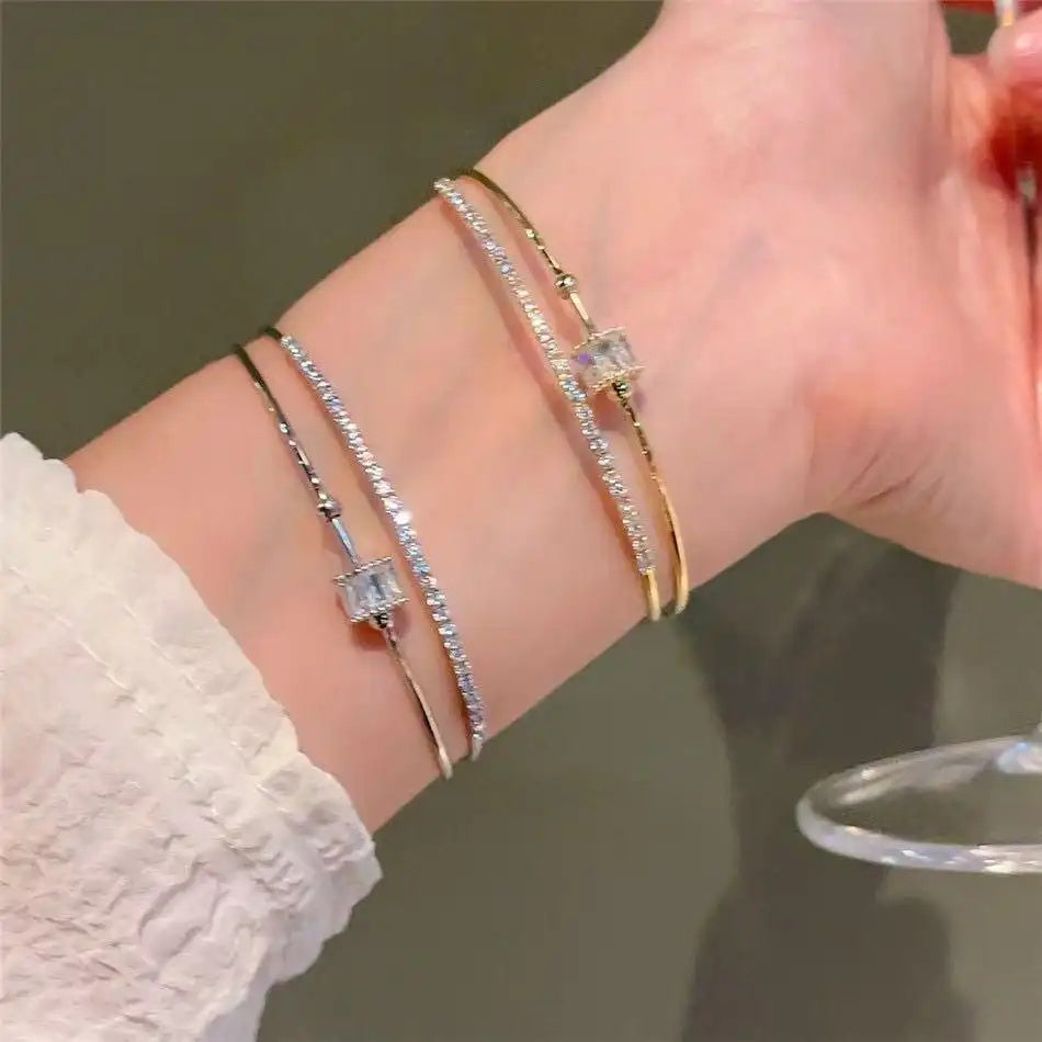 Slim Waist Dongdaemun Circle Vintage Bracelet
