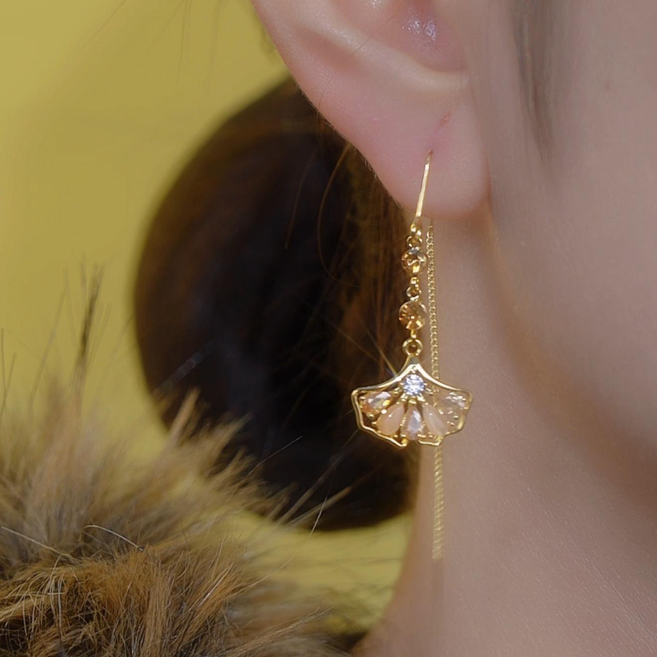 Spring Ginkgo Leaf Tassel Drop Earrings