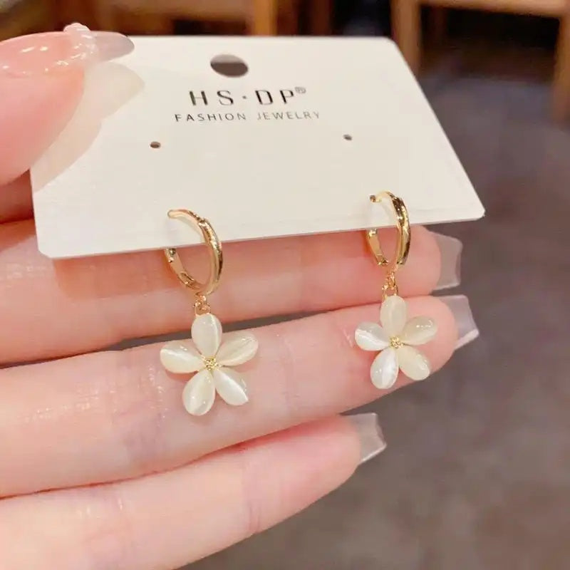 Summer Cat Eye Flower Earrings