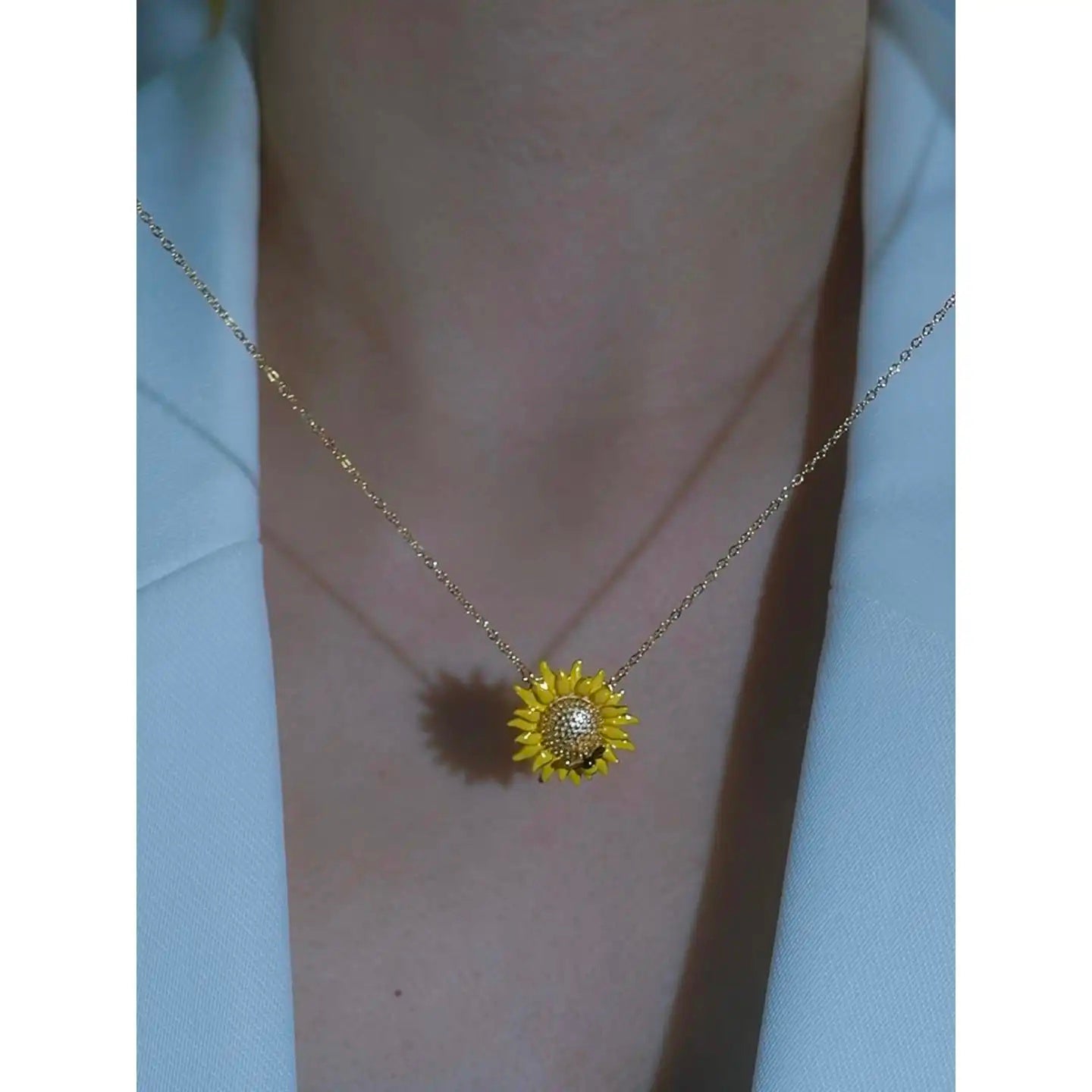 Sunflower Bee Summer Sunflower Necklace