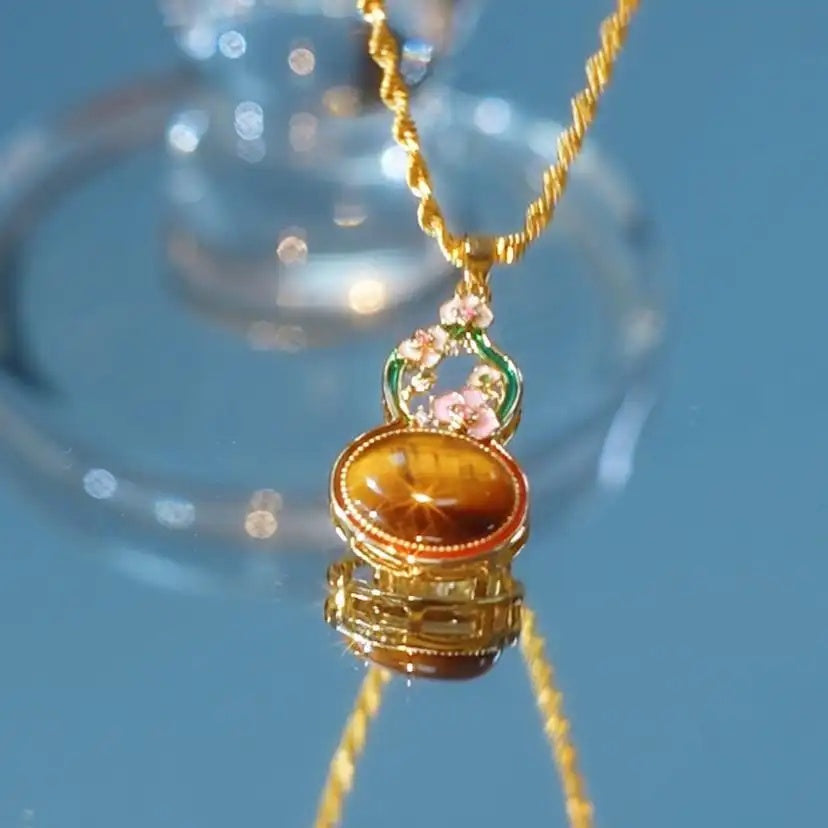 Symbol of Luck and Blessing Pendant Necklace