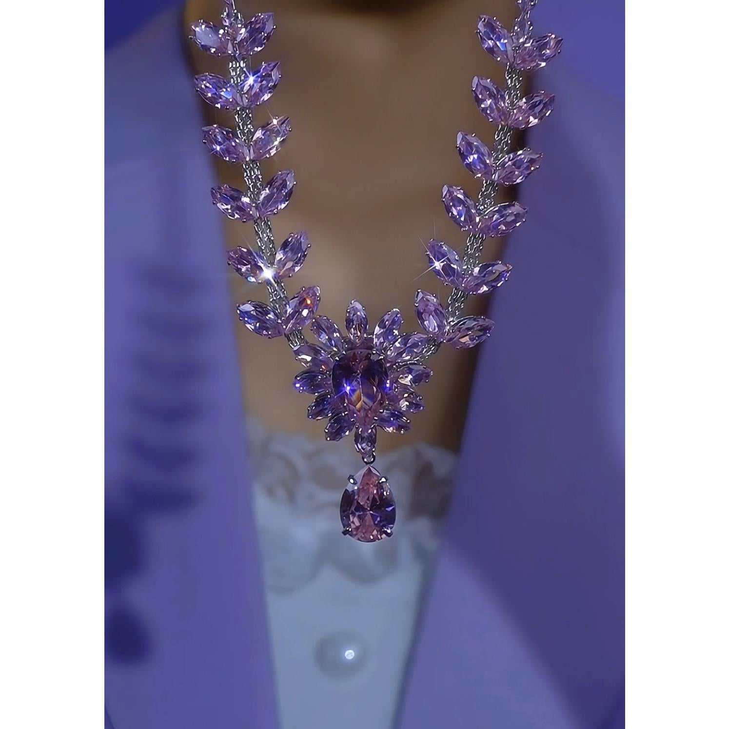 Teardrop Crystal and Collar Chain Jewelry Set